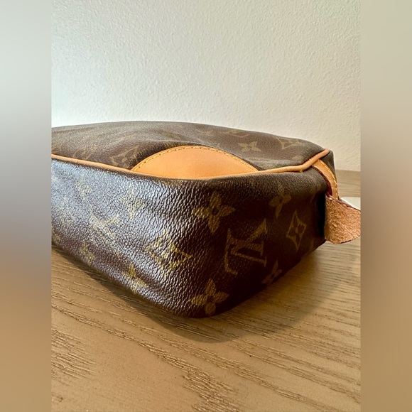 Vintage Louis Vuitton Pochette Compiegne 28 Monogram-Free Shipping, Gift & COA - Picture 6 of 16